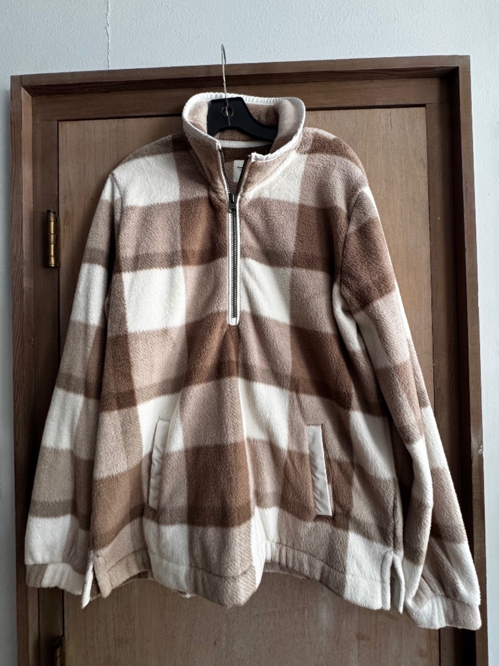 Abercrombie Buffalo Check Super Soft Pullover Sz L